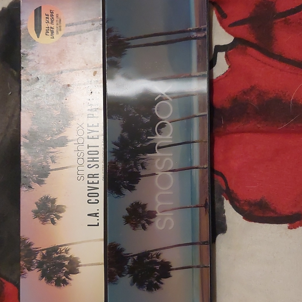 Makeup palette